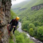 60-Metre Gorge Tackles Invasive Species with Rope Access Specialists, Concept art for illustrative purpose, tags: conservationists - Monok