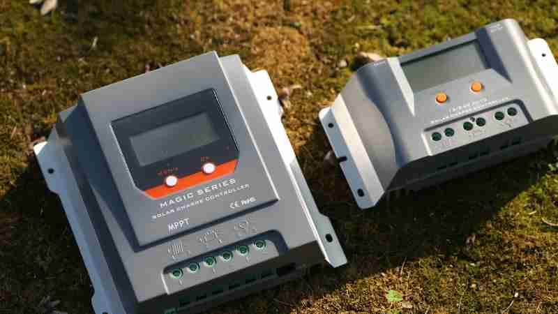 q 1 0, tags: solar charge - unsplash